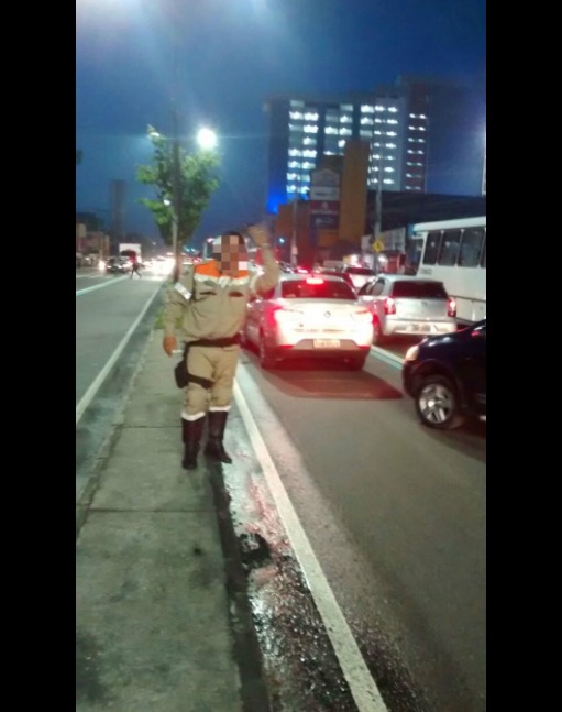 Manaustrans liberada Faixa Azul em Avenida Constatino Nery 