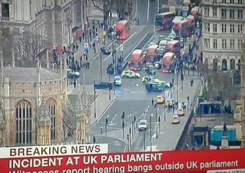 Tiroteio do lado de fora fecha Parlamento britânico, diz imprensa 