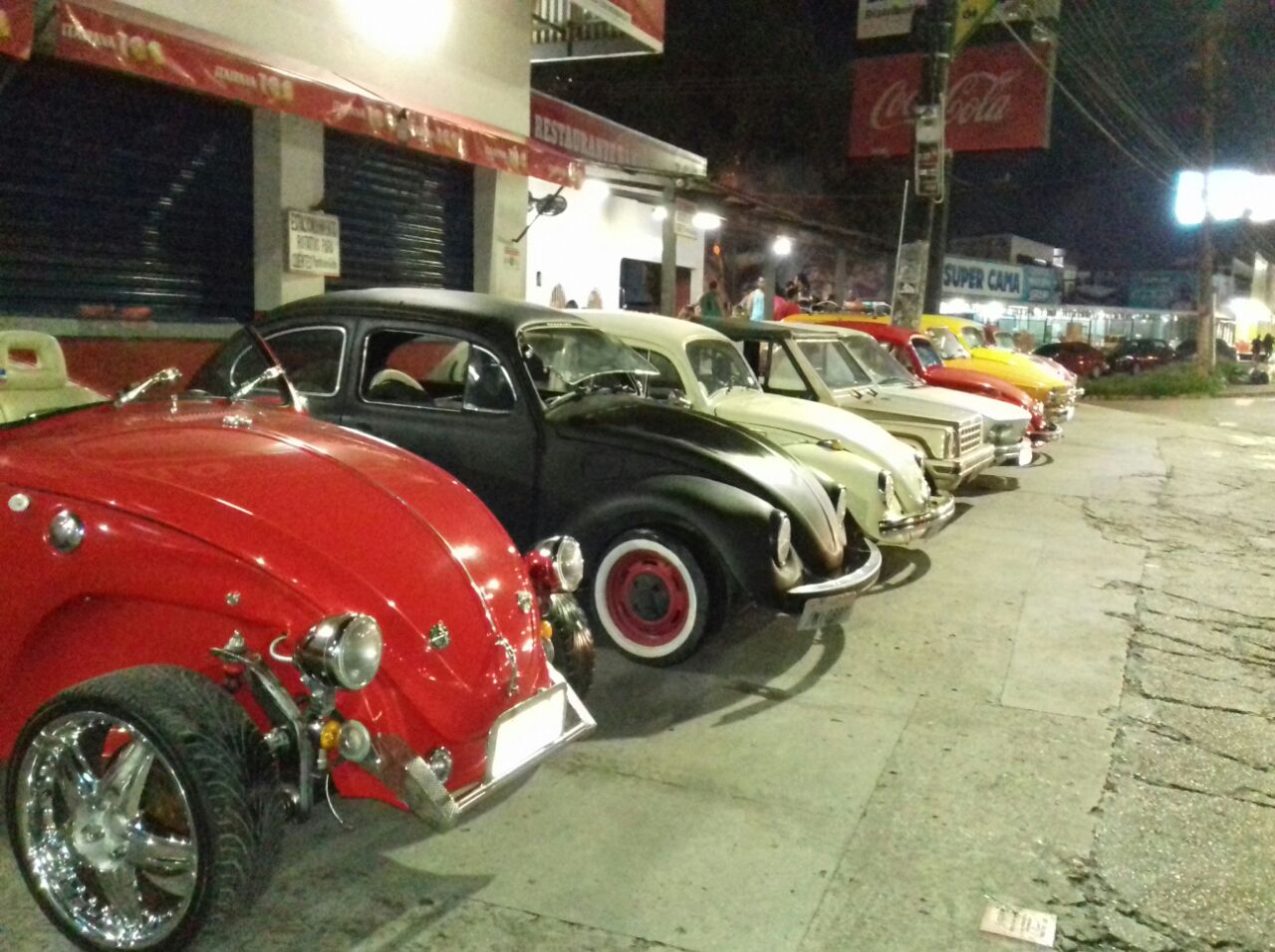 Tradicional exposição de veículos clássicos acontece neste domingo 