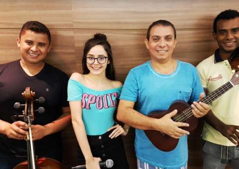 Renatinho e Marcella Bártholo se preparam para abrir show de Ana Carolina em Manaus