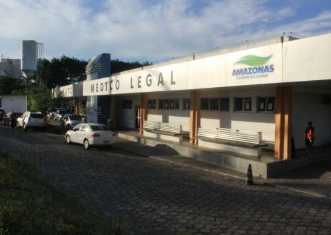 Mulher é morta e tem corpo jogado em matagal de Manaus