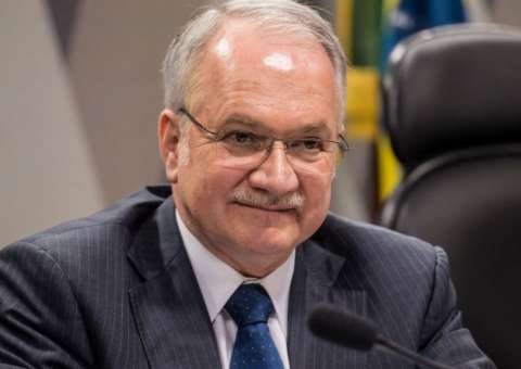 Fachin determina que PF interrogue Jucá, Renan, Sarney e Sérgio Machado