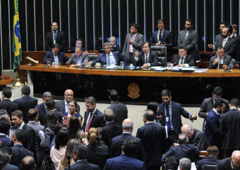 Saiba como os deputados amazonenses votaram no Projeto de Lei da Terceirização