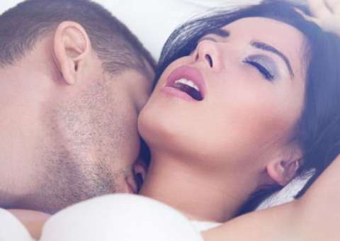 Conheça o 'Bomba Relógio', jogo erótico que promete incendiar relação