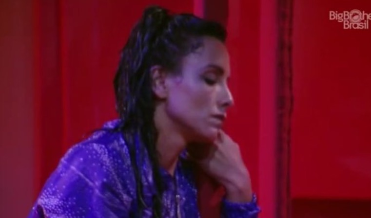 Internautas acusam Marinalva de ter dormido em Prova do Líder e pedem expulsão