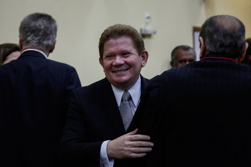 Em cerimônia oficial, José Hamilton assume cargo de desembargador do TJAM 