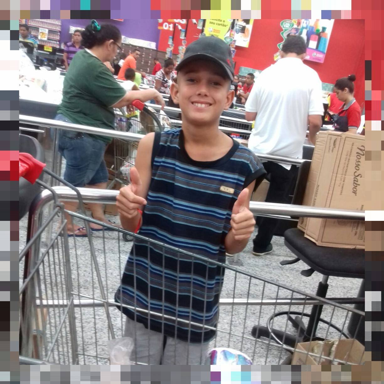 Adolescente sai de casa para ir à taberna e desaparece em Manaus