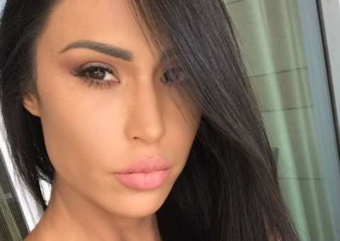 Com decote descomunal, Gracyanne Barbosa mostra dia de malhação em vídeo 