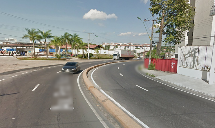 Dupla invade e assalta casa em condomínio de Manaus