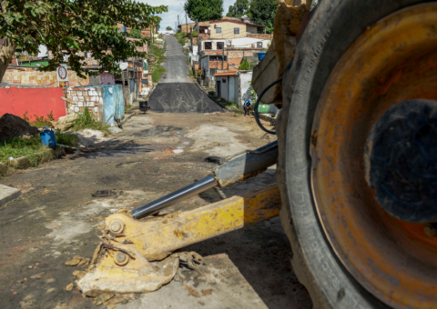 79 ruas da Colônia Terra Nova recebem ações de infraestrutura