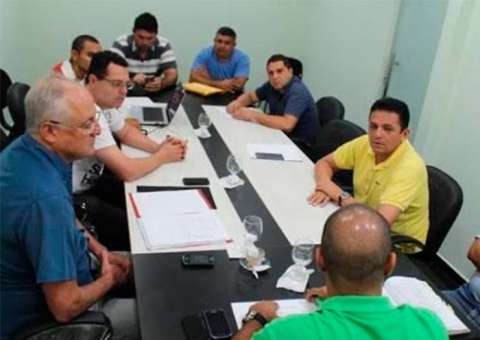 Prefeitos do interior reconhecem a importância da Associação Amazonense de Municípios