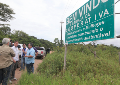 Obras em ramais de Manaus beneficiam comunidades e produtores rurais