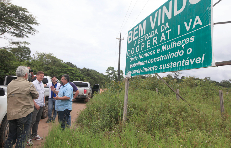 Obras em ramais de Manaus beneficiam comunidades e produtores rurais