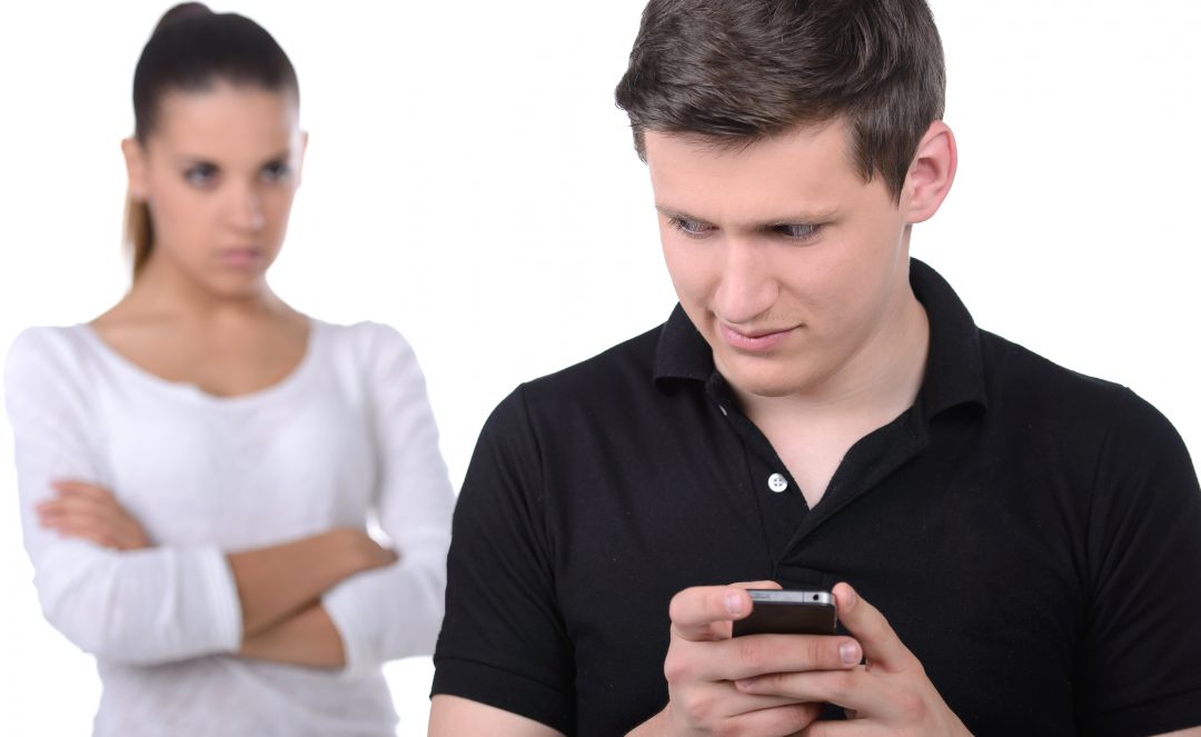 10 Passos para deixar de sentir ciúmes e recuperar a autoconfiança