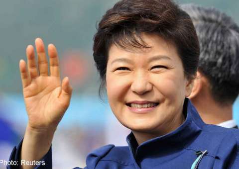 Ex-presidente Sul-coreana tem prisão decretada acusada de corrupção 