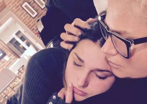 Sasha posta foto com Xuxa e se declara para mãe em aniversário