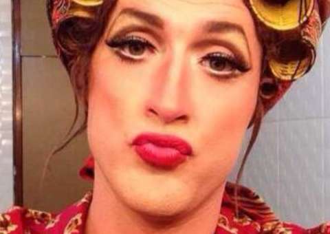 Minha Mãe é uma Peça 2 é destaque em jornal francês 