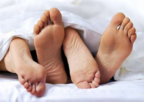 Saiba como estimular os fluidos corporais e deixar o sexo mais gostoso