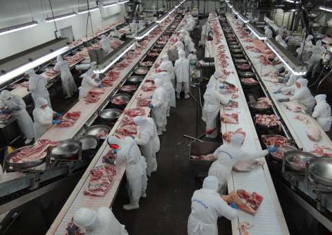 Ministério da Agricultura interdita mais dois frigoríficos alvos da Carne Fraca