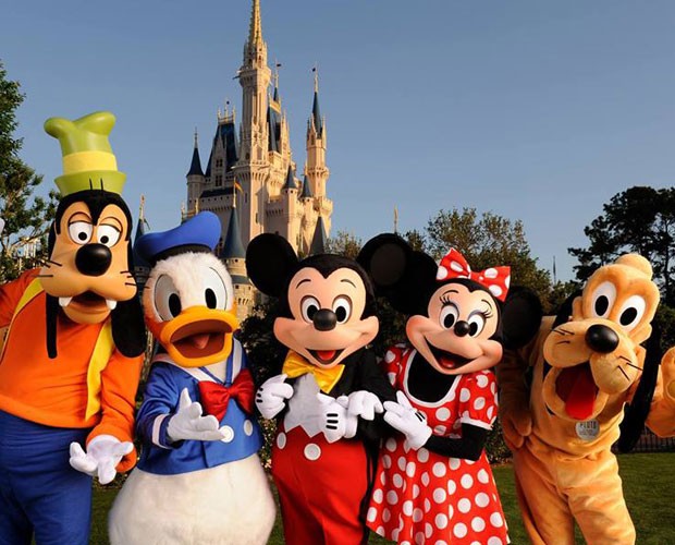 Com pausas para oração, agência vende ‘férias cristãs na Disney’ 