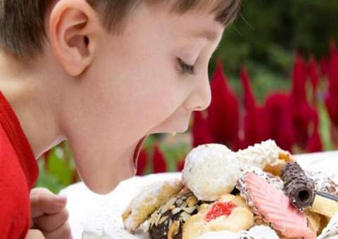 Doces e refrigerantes em excesso podem causar hiperatividade infantil