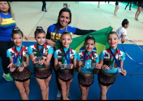 Treinadoras amazonenses participam de curso de Ginástica Rítmica, em Sergipe