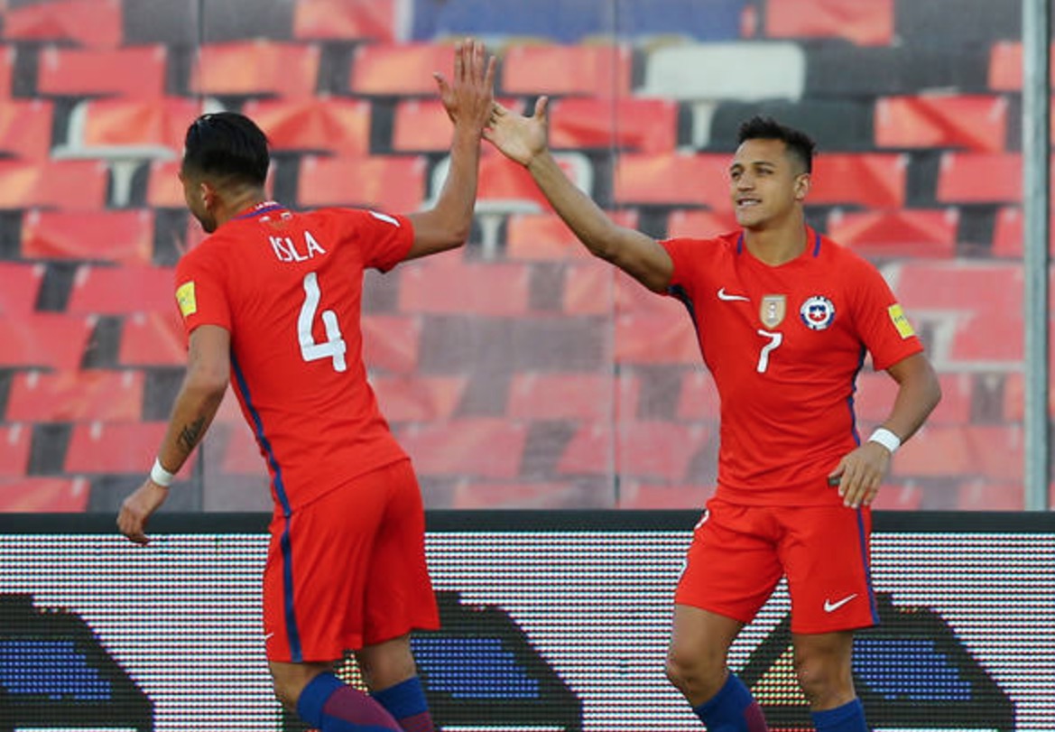 Com início arrasador, Chile derrota Venezuela e entra na zona de classificação