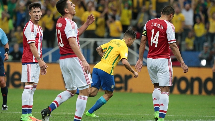 Brasil vence Paraguai por 3 x 0 e lidera tabela da competição 