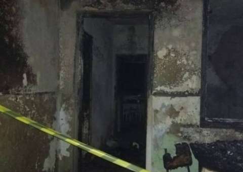 Homem é suspeito de matar mulher e filhos a tiros