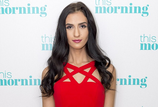 Jovem vende a virgindade por R$ 8,2 milhões 