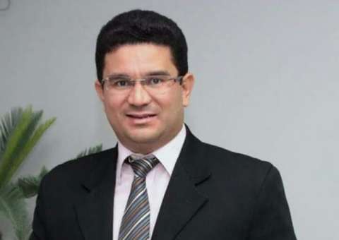 Vereador de Coari se entrega à polícia