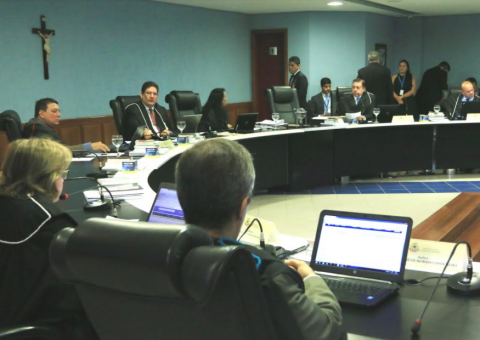 Ex-prefeito do Careiro tem contas reprovadas pelo TCE