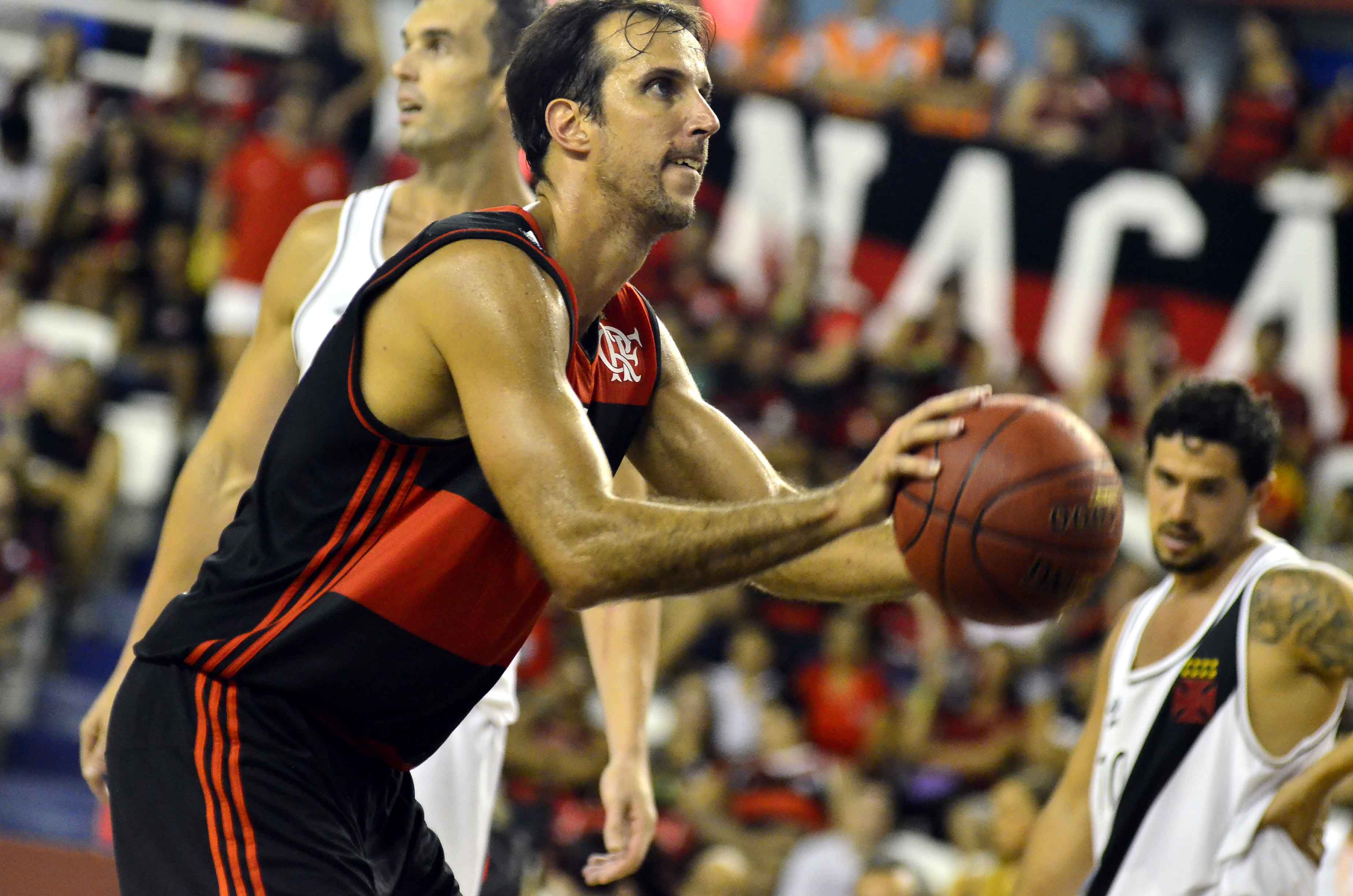 Equipes de Basquete, Flamengo e Brasília desembarcam em Manaus nesta quinta-feira