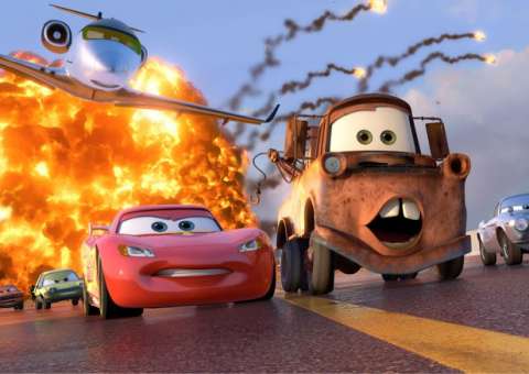 Relâmpago McQueen e seus amigos em novo comercial de Carros 3 