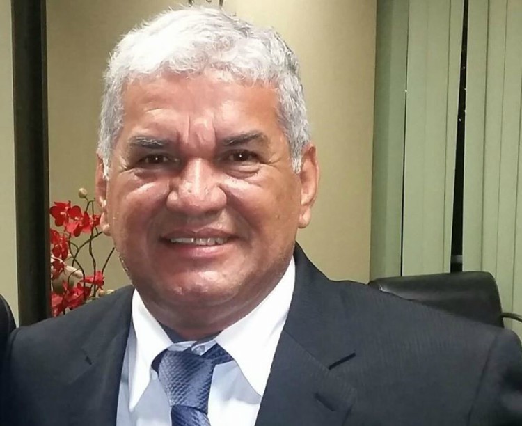 Liminar suspende nomeações de parentes do prefeito de Iranduba 