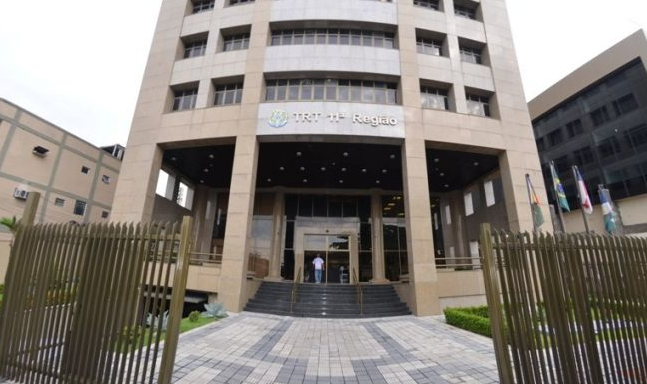 TRT mantém indenização de R$ 30 mil para trabalhadora que foi queimada durante serviço