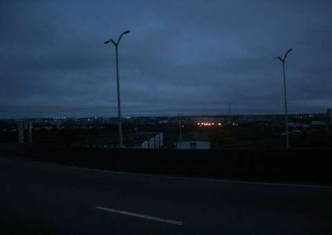 Parte de Manaus continua no escuro 