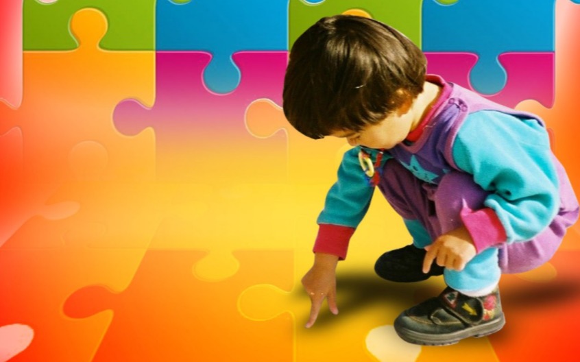 Como o autista enxerga o mundo e como lidar com suas limitações, especialista responde