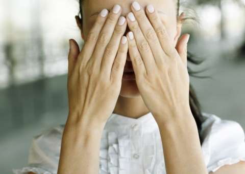 Cinco truques de beleza para acabar com a cara de cansaço