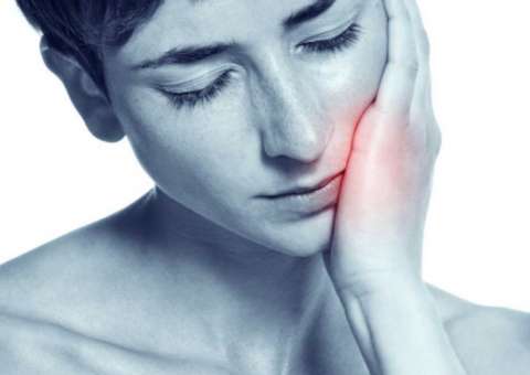 Espécie de pé de laranja trata dores de dente e ouvido