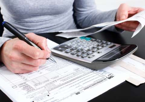 Feirão da Serasa para renegociar dívidas com até 90% de desconto encerra neste domingo