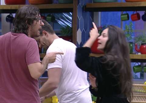  #Barraco: Emilly e Ilmar brigam feio: 'cala a boca, verme! verme rasteja'