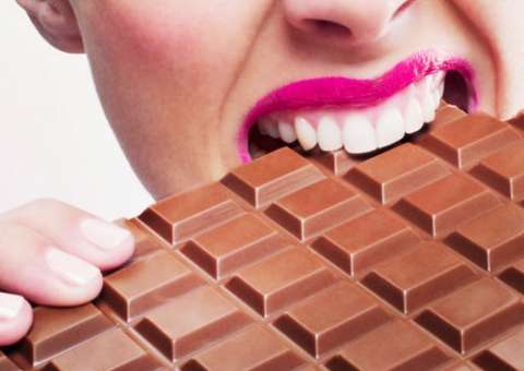 Veja os 10 alimentos que viciam mais que a cocaína