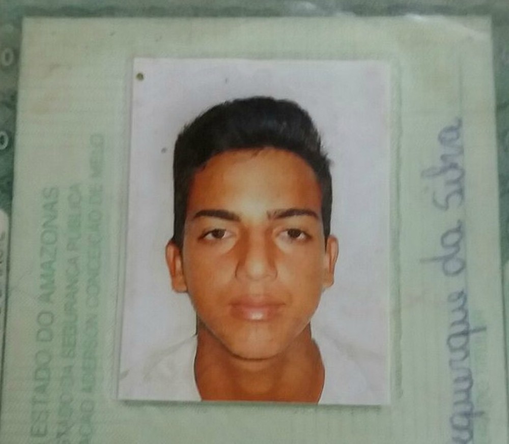 Em Manaus, jovem morre em acidente de trânsito após tentar fugir de blitz policial