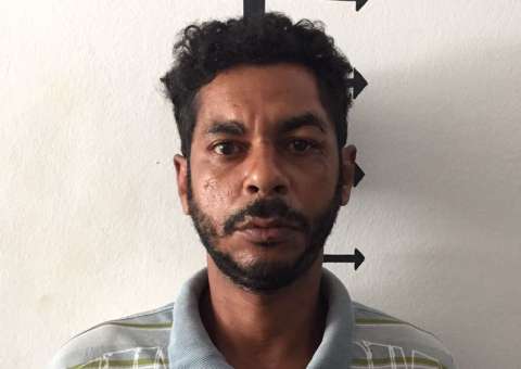 No AM, homem é pego dormindo dentro de casa após 'fazer limpa' no local