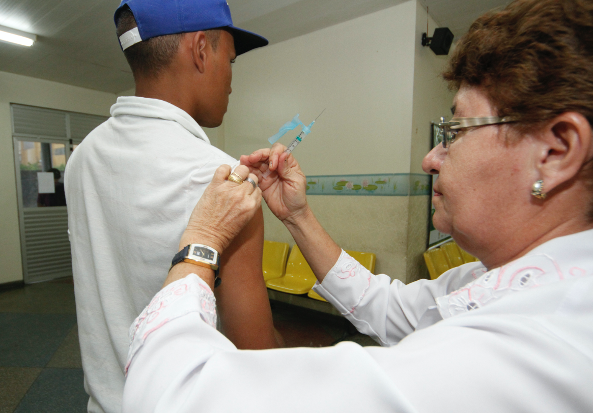 Esquema de vacinação de crianças e adultos terá mudanças em Manaus