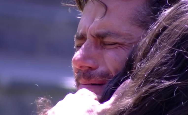 BBB17: Marcos chora em desabafo com Emilly e se declara para sister