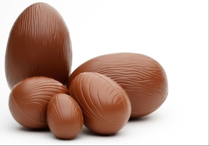 Centro de Convivência realiza oficina gratuita de ovos de chocolate em Manaus 