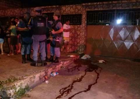 Trabalhador é assassinado em frente à casa onde morava em Manaus