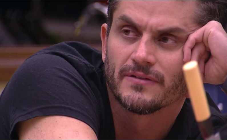BBB17: Marcos revela sobre Ilmar: 'Não quero nunca mais falar com ele'